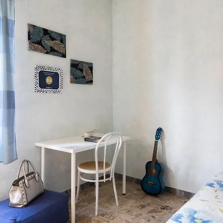 ベッド・アンド・ブレックファスト Chez Toi Al 79